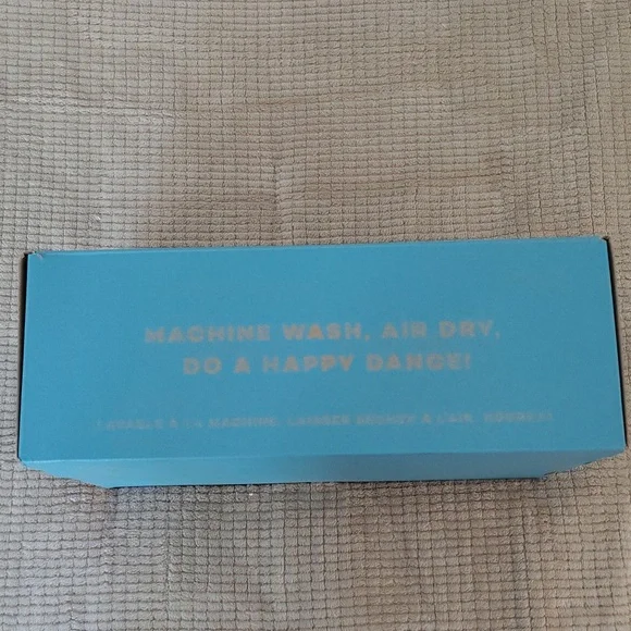 New BZEES Resort Wht/Nat Fabric Wedge Sandals Size 7.5 M With Box - Picture 16 of 16